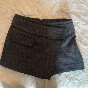 NWOT Plaid Skort